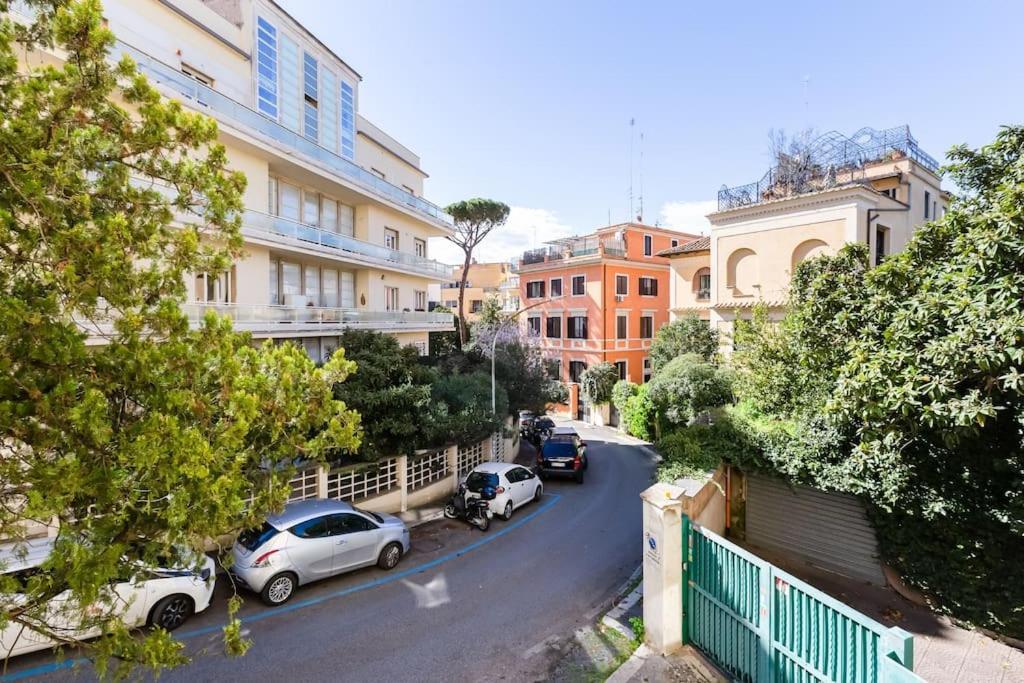 Classy Apt In The Richest Rome Exterior photo