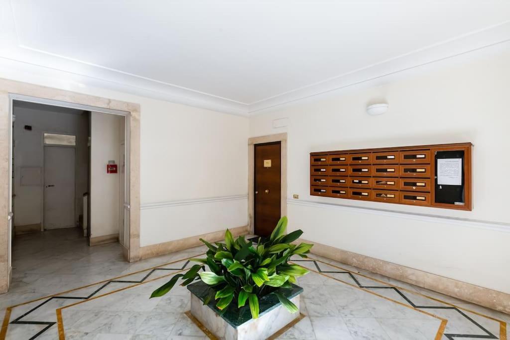 Classy Apt In The Richest Rome Exterior photo