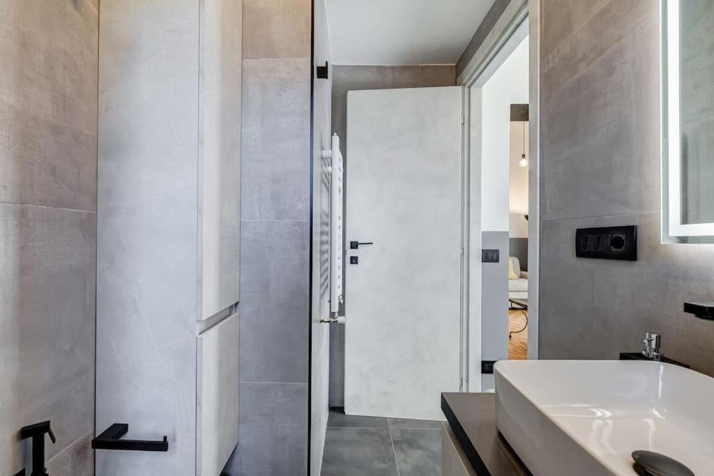 Classy Apt In The Richest Rome Exterior photo